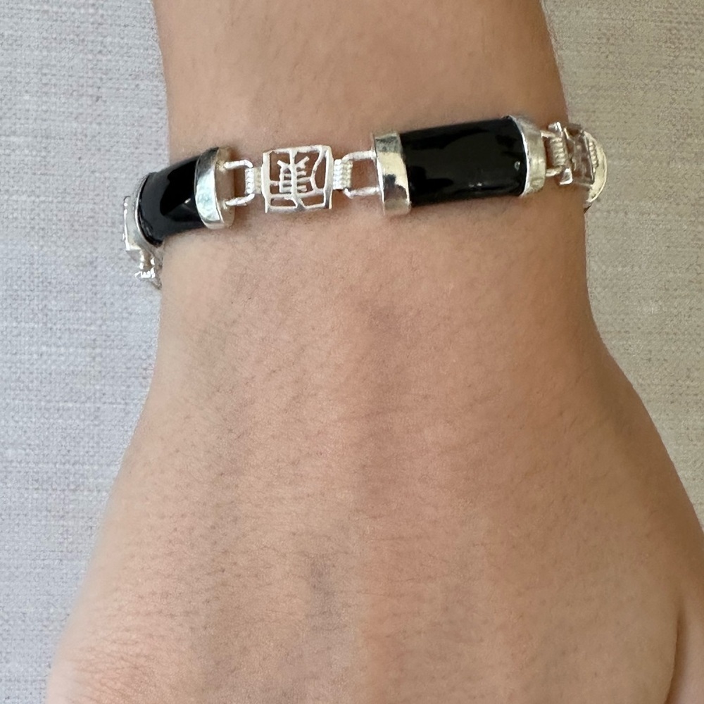 Elegant 925 silver ónix bracelet